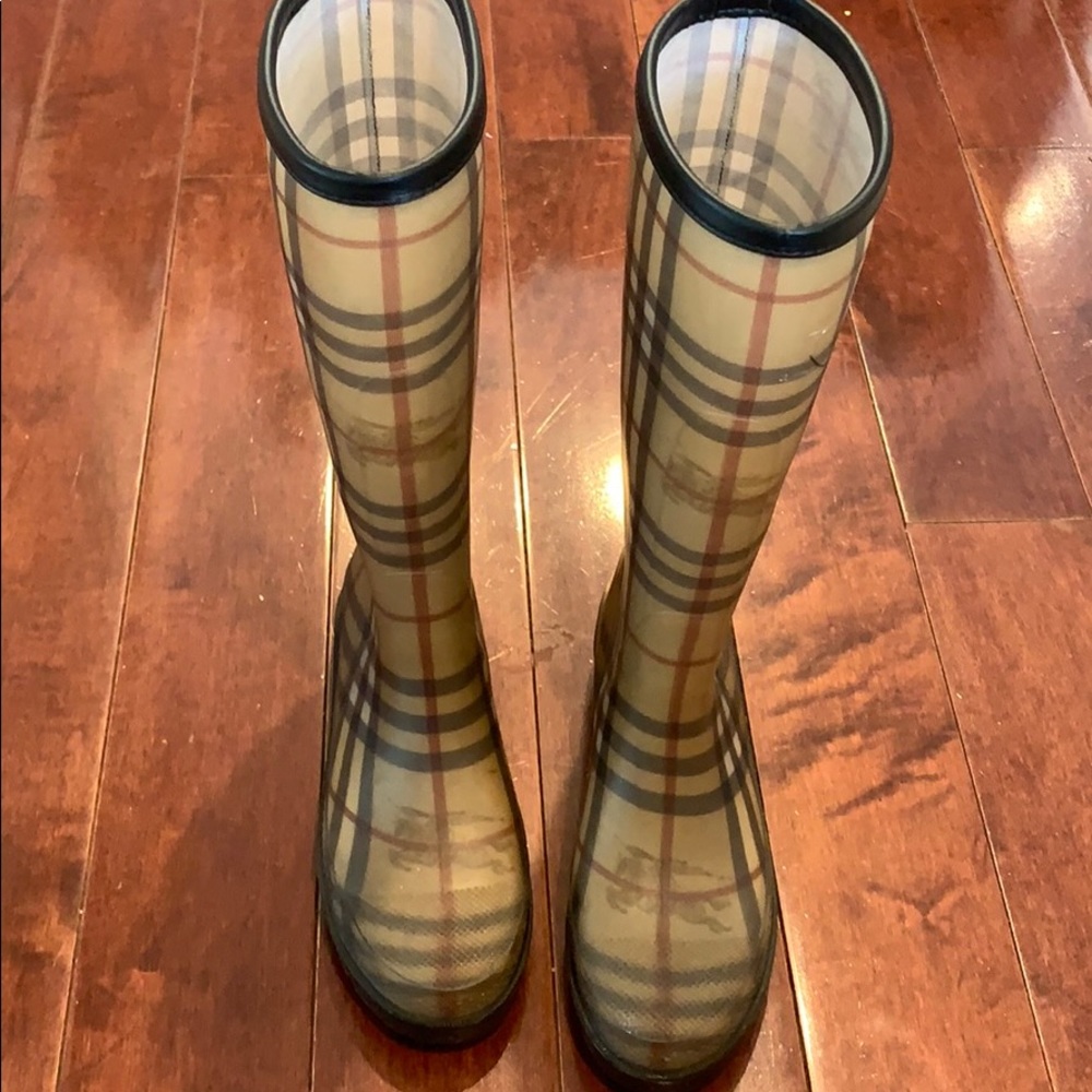 Burberry rain boots